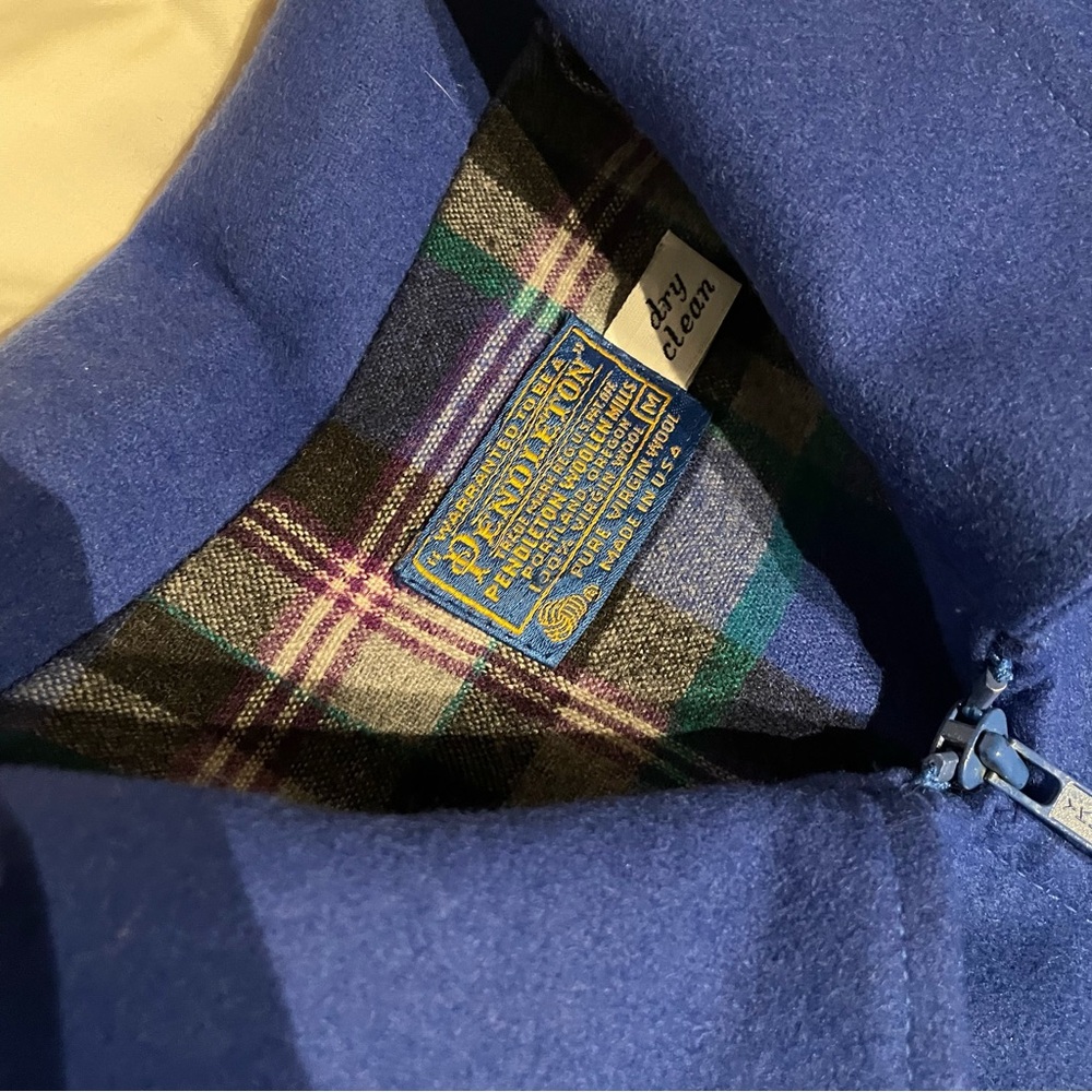 Blue Men’s Pendleton jacket - Picture 5 of 5